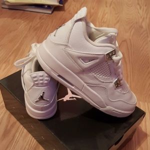 Jordan's retro 4s pure money